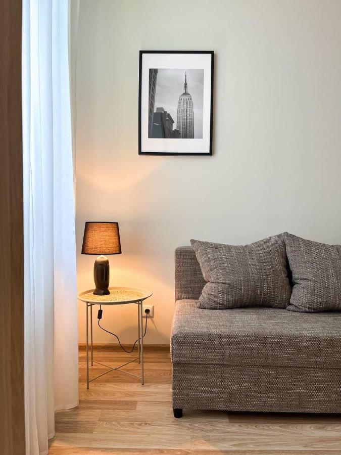 Bright Spacious Apartment In Riga With Free Parking Exteriér fotografie
